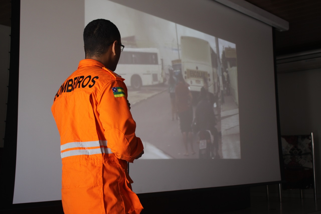 Defesa Civil Estadual participa de capacitação técnica em Fogos de Artifício