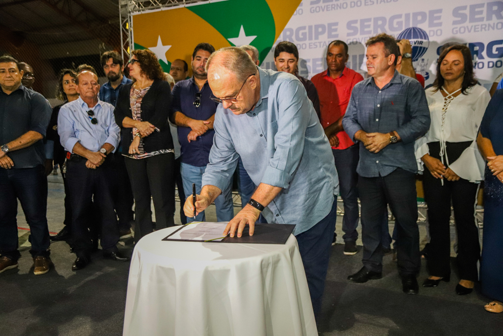 Governo do Estado assina convênio para construção de nova sede do Lar de Idosos de Simão Dias