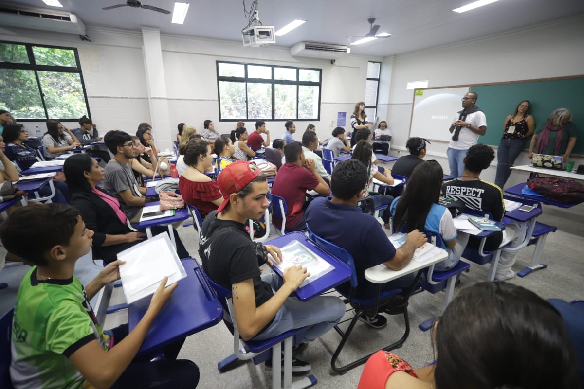 Segundo dia da Conferência Estadual dos Direitos da Criança e do Adolescente se inicia com  oficinas temáticas