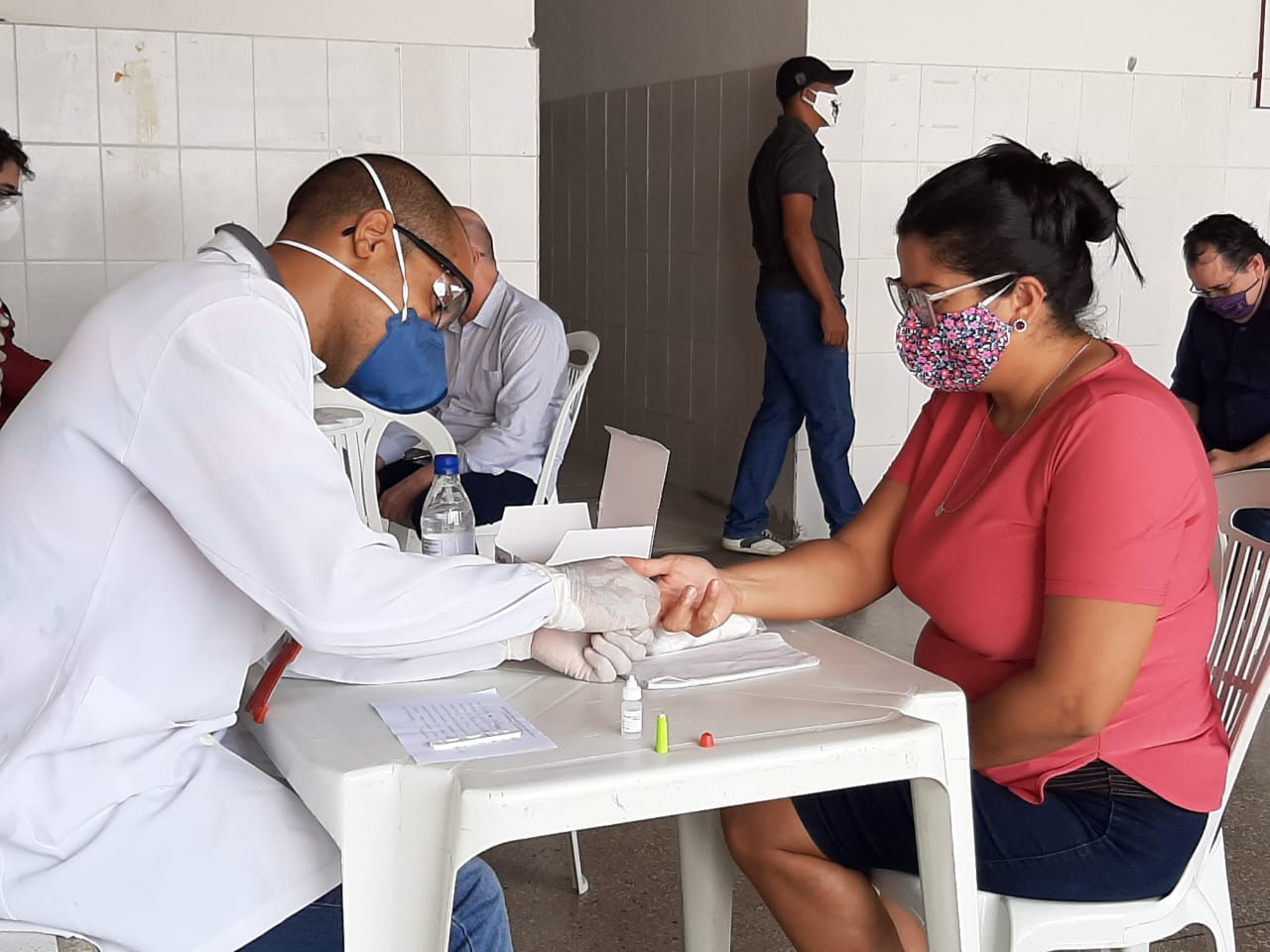 Fundação Renascer recebe doação de máscaras de tecido e realiza testes rápidos para Covid-19