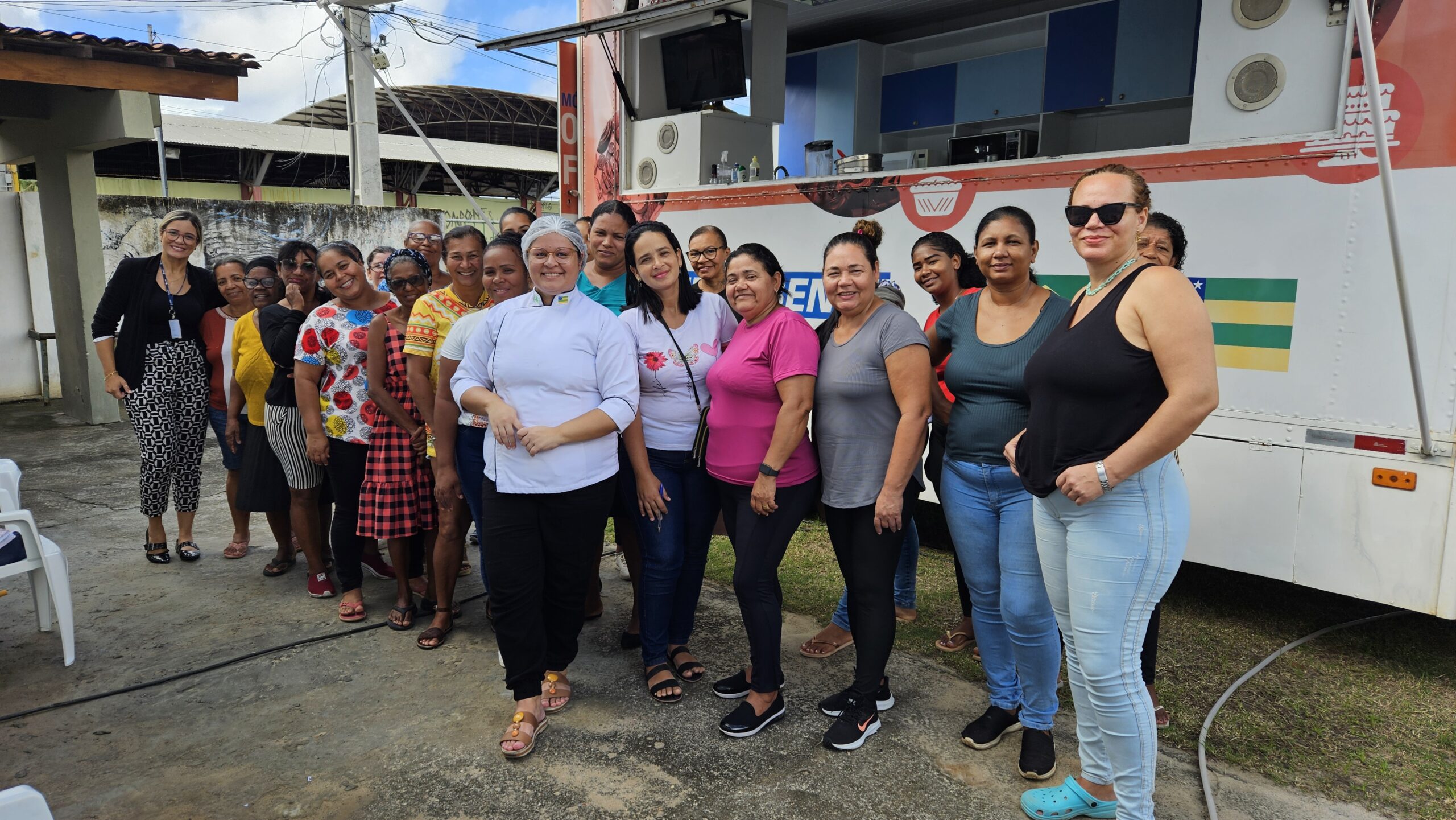 Governo de Sergipe promove qualificação profissional e incentivo à geração de renda em bairro de Aracaju