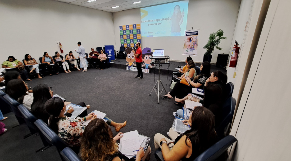 Seasic realiza capacitação para profissionais da rede socioassistencial sobre enfrentamento à violência contra crianças e adolescentes