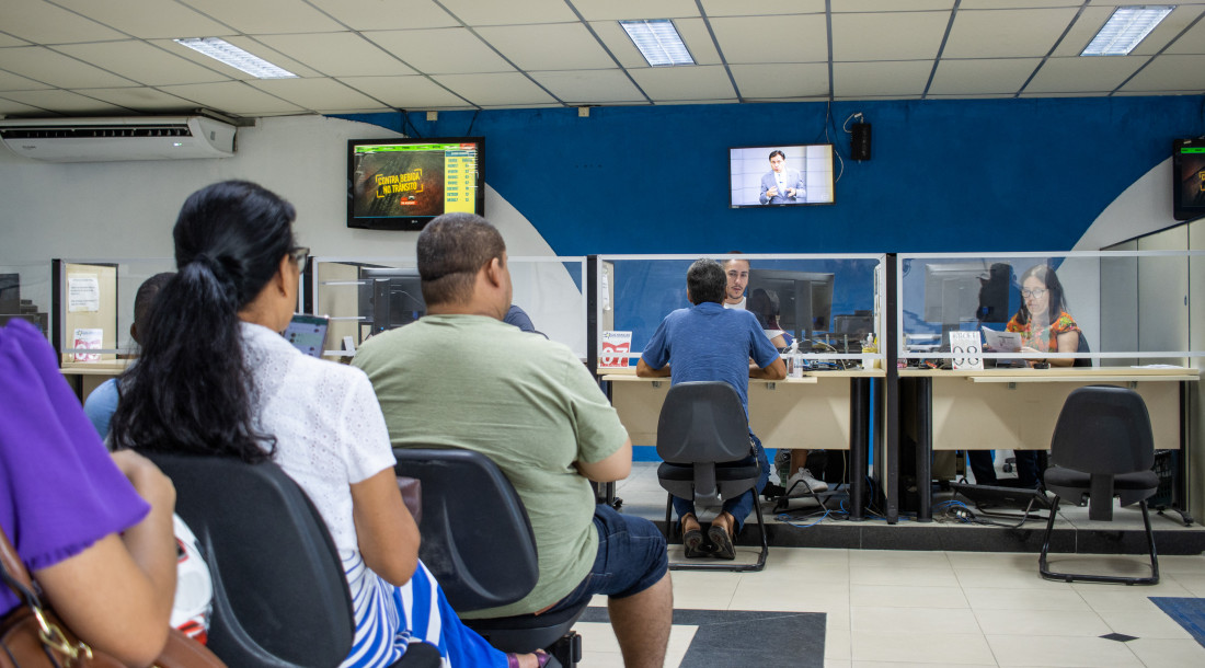 Governo divulga lista final de aprovados e excedentes da CNH Caminhoneiro