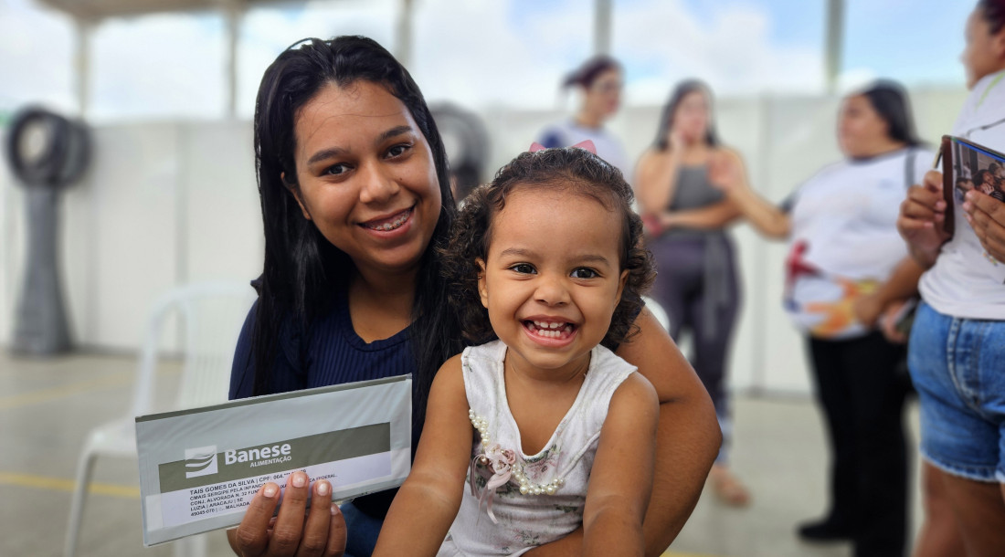 Secretaria de Estado da Assistência Social realiza entrega de cartões do CMais Inclusão em Aracaju e Nossa Senhora de Lourdes