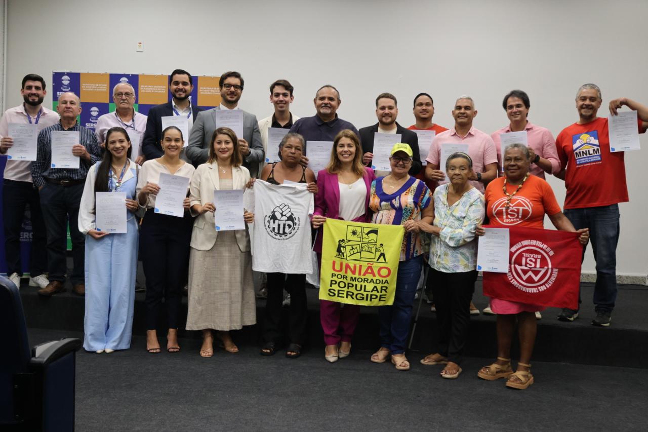 Seasic empossa conselheiros do Conselho Estadual de Habitação de Interesse Social